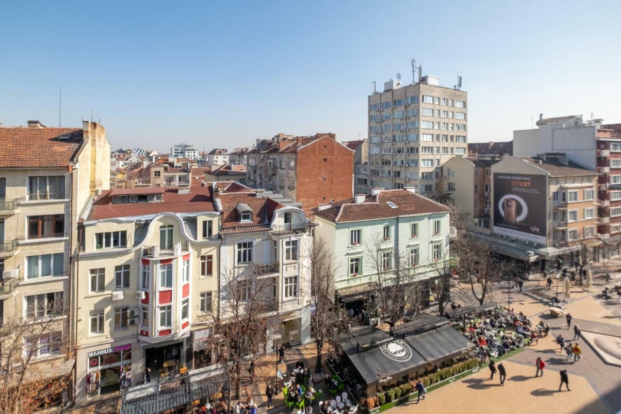 Vitosha Blvd 3-Bedroom, 2-Bathroom Lux Suite София Экстерьер фото